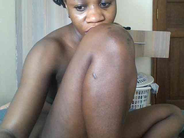 Babyrozzilah webcam