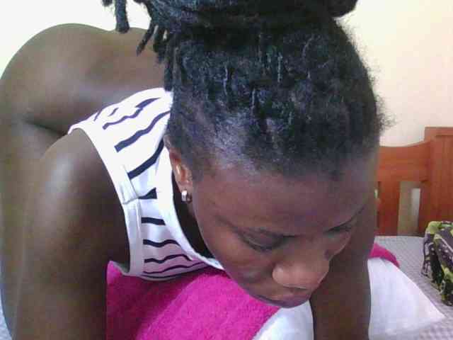 Babyrozzilah webcam