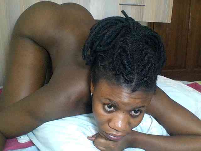 Babyrozzilah webcam