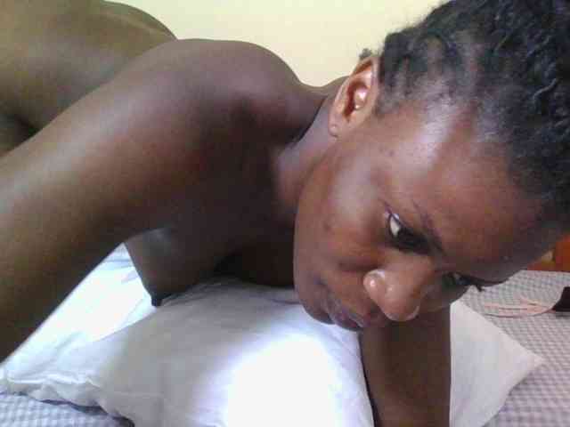 Babyrozzilah webcam