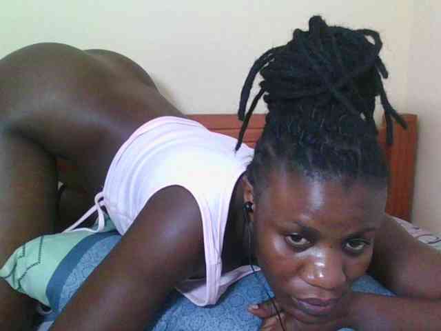 Babyrozzilah webcam
