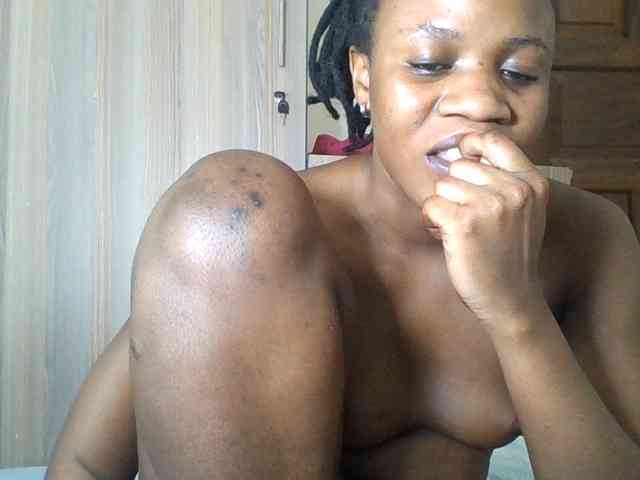 Babyrozzilah webcam