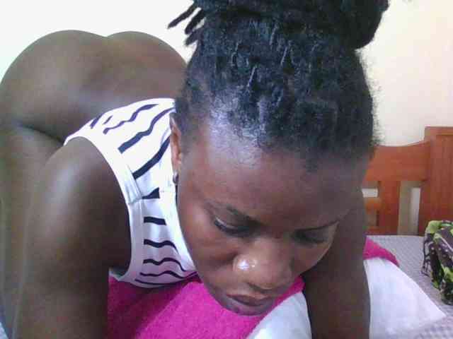 Babyrozzilah webcam