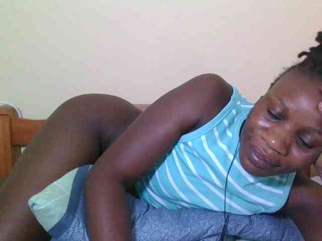 Babyrozzilah webcam