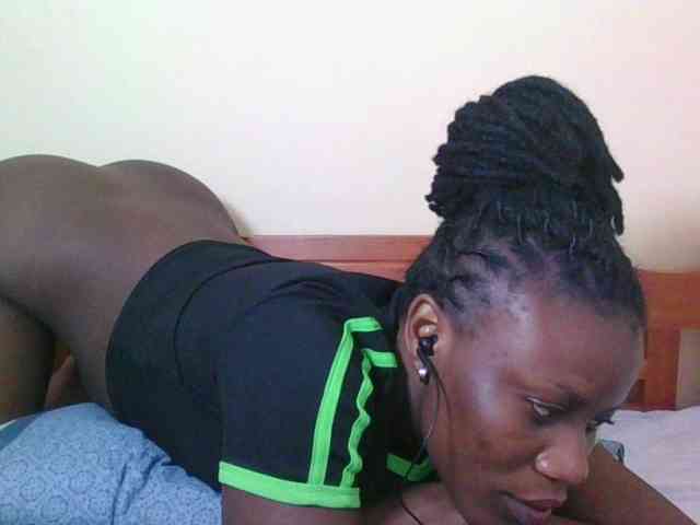 Babyrozzilah Live Webcam on BongaCams
