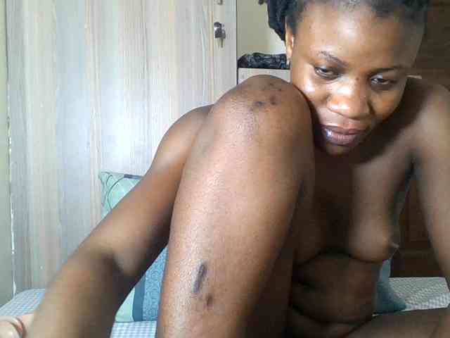 Babyrozzilah webcam