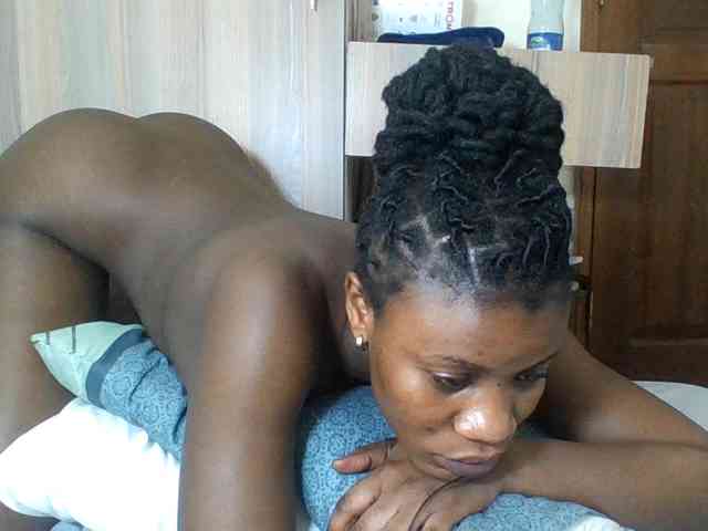 Babyrozzilah webcam