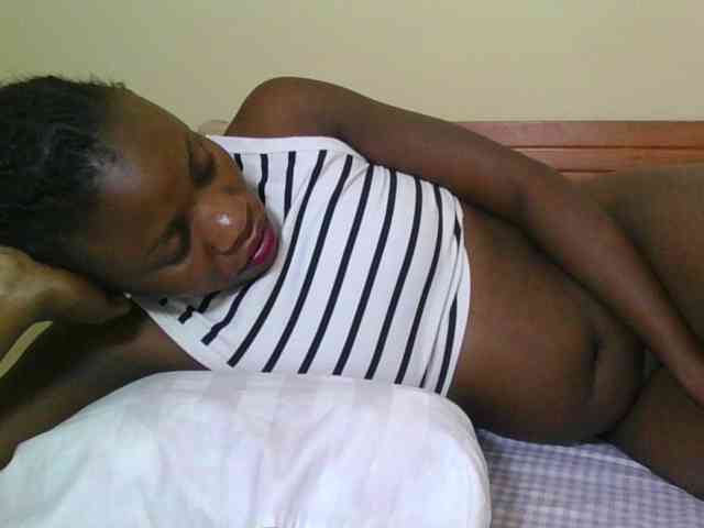 Babyrozzilah webcam
