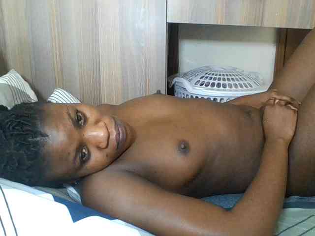 Babyrozzilah webcam
