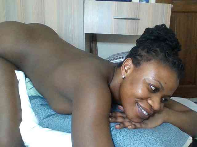 Babyrozzilah webcam