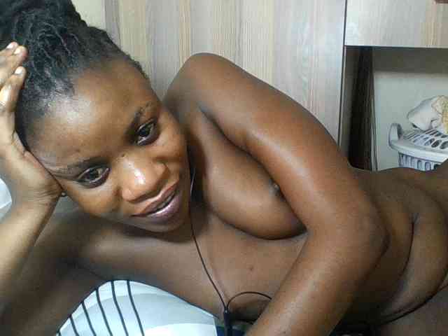 Babyrozzilah webcam