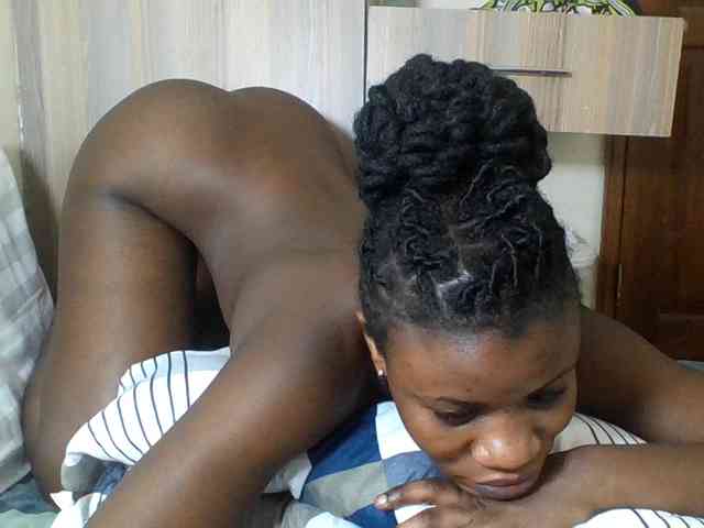 Babyrozzilah webcam