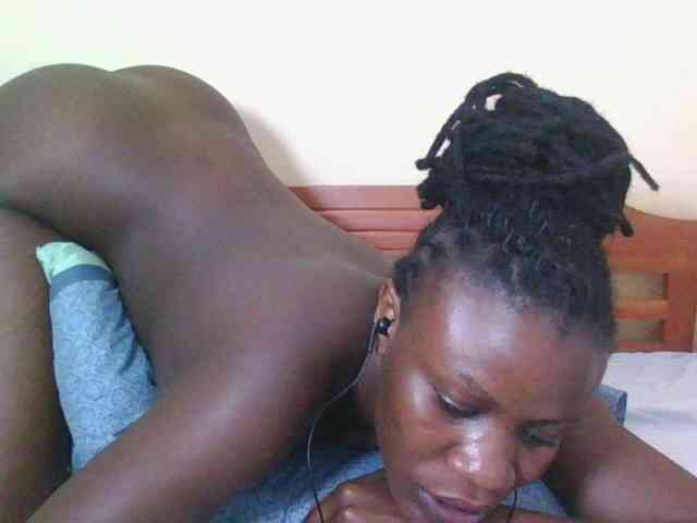 Babyrozzilah webcam