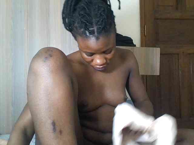 Babyrozzilah webcam