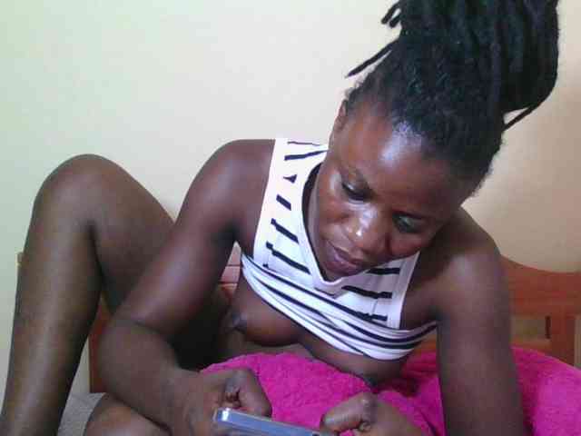 Babyrozzilah webcam