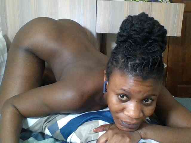 Babyrozzilah webcam