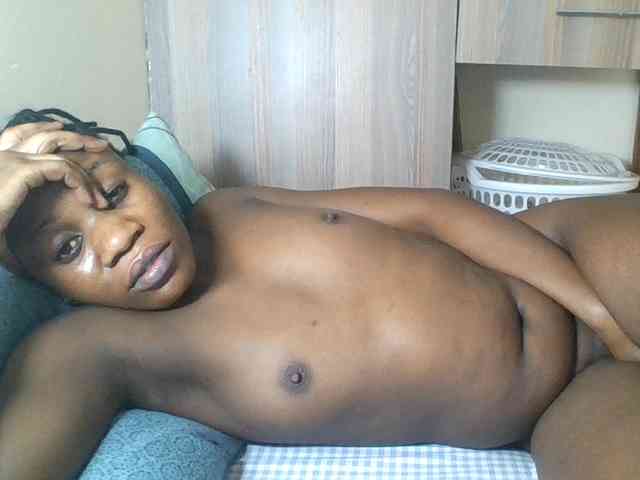 Babyrozzilah webcam