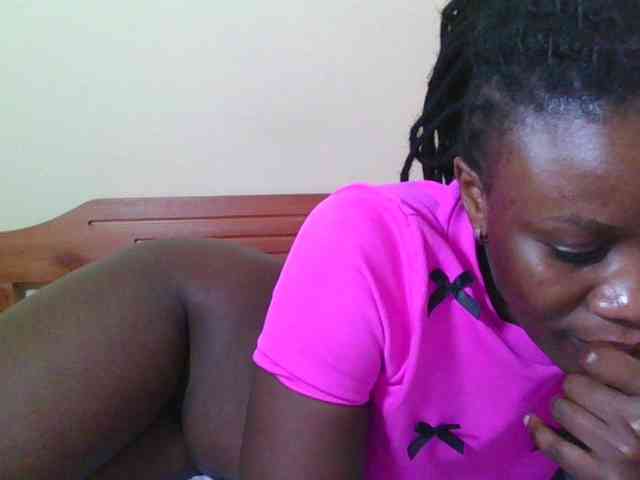 Babyrozzilah webcam