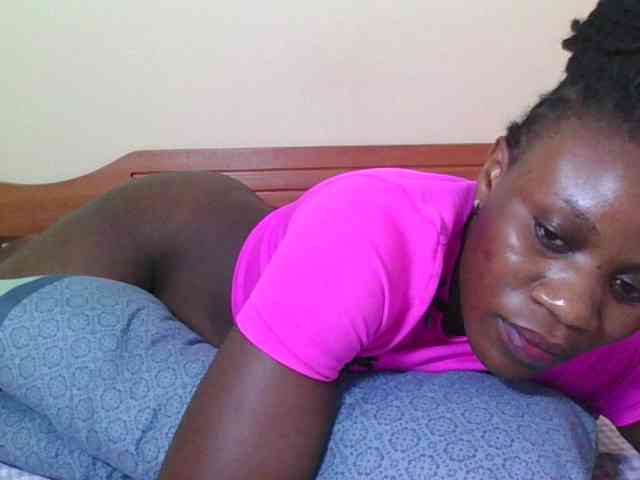 Babyrozzilah webcam