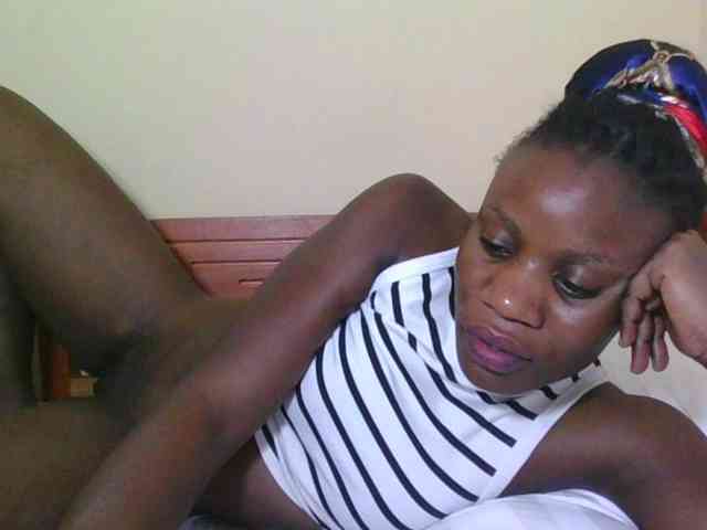 Babyrozzilah webcam