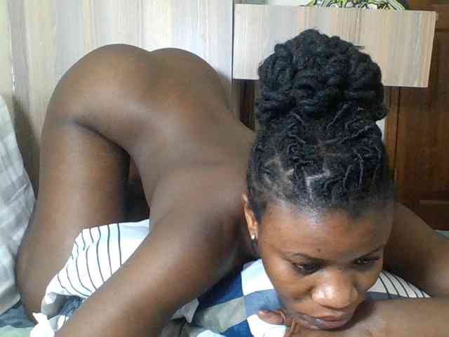 Babyrozzilah webcam