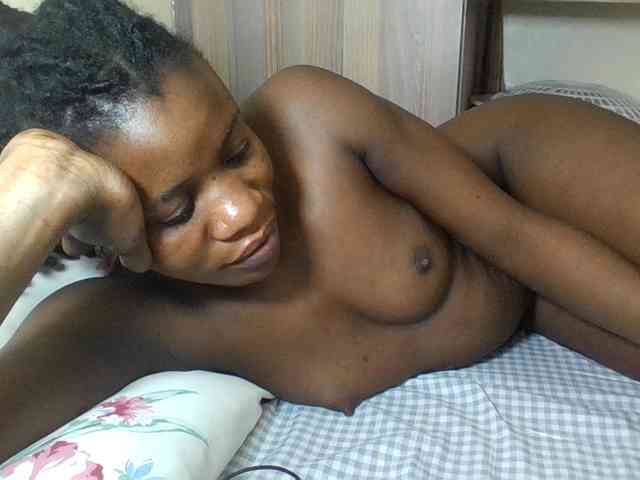 Babyrozzilah webcam