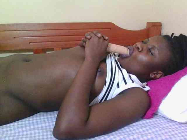 Babyrozzilah webcam