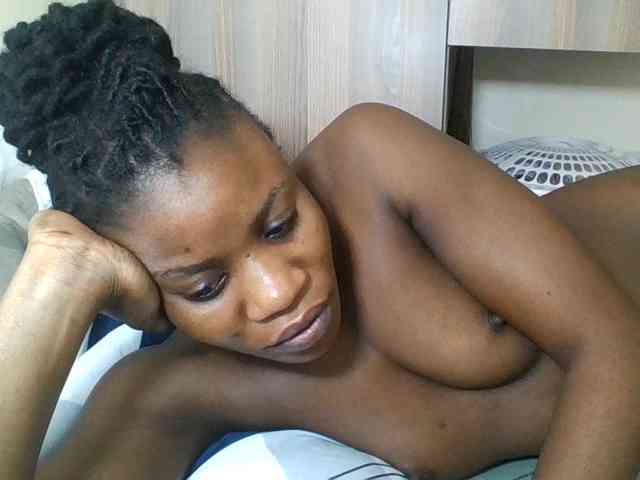 Babyrozzilah webcam