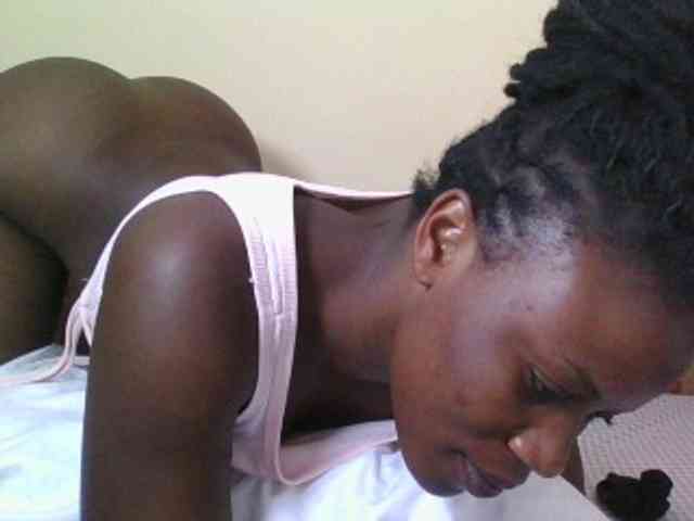 Babyrozzilah webcam