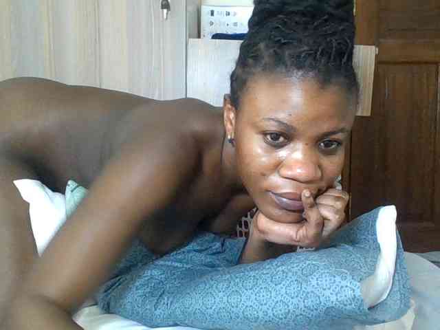 Babyrozzilah webcam