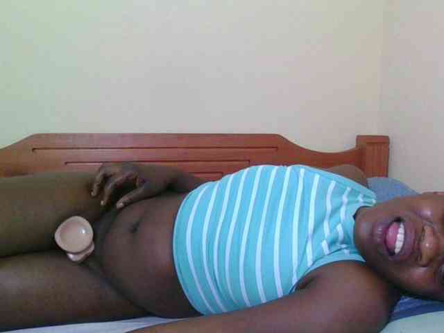 Babyrozzilah webcam