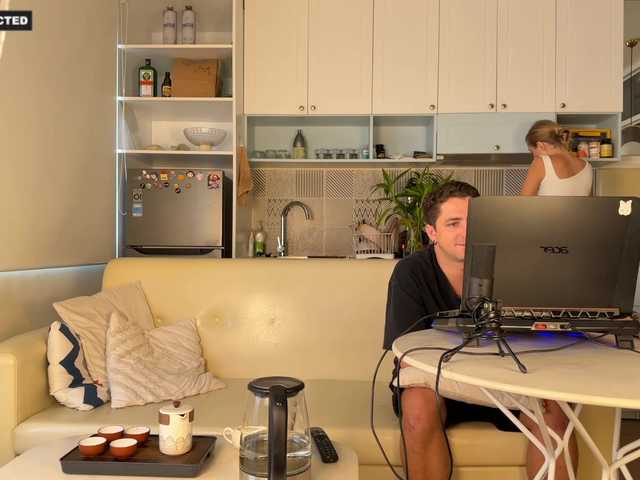  FlyingDutchmana chat room
