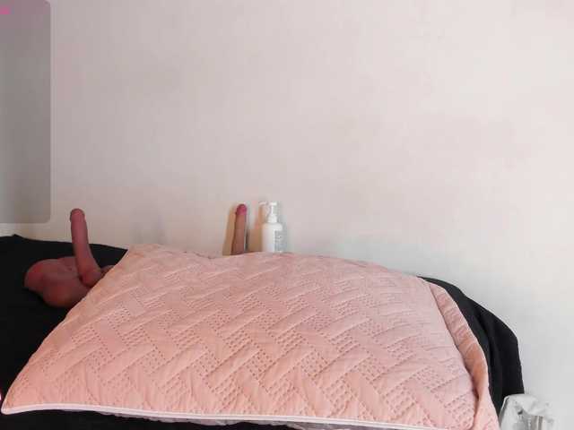 DulceMelodia's BongaCams show and profile