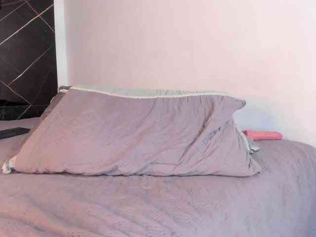 DulceMelodia webcam