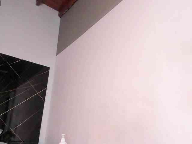 DulceMelodia webcam