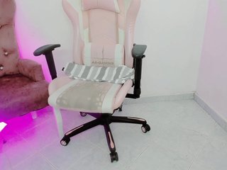 ZooeyBelair Porn Show