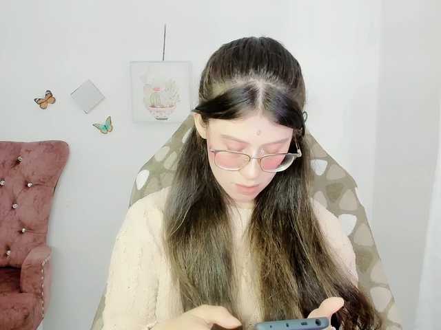 ZooeyBelair's BongaCams show and profile