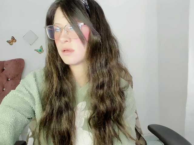 ZooeyBelair's BongaCams show and profile