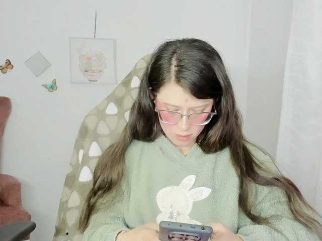 ZooeyBelair's BongaCams show and profile