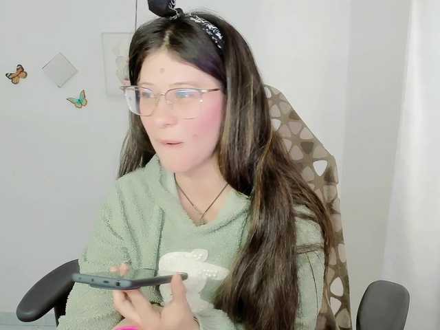 ZooeyBelair's BongaCams show and profile