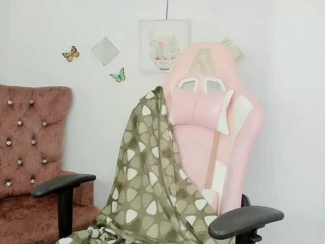 ZooeyBelair's BongaCams show and profile