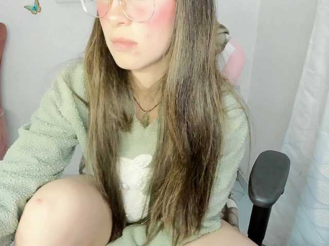 ZooeyBelair's BongaCams show and profile