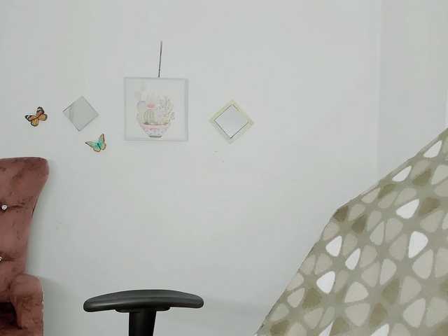 ZooeyBelair's BongaCams show and profile