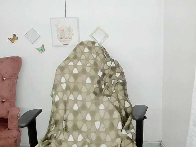 ZooeyBelair's BongaCams show and profile