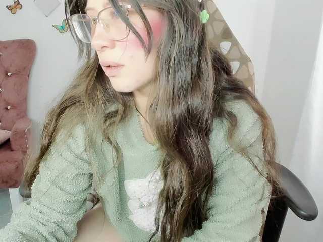 ZooeyBelair's BongaCams show and profile