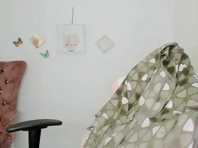 ZooeyBelair's BongaCams show and profile