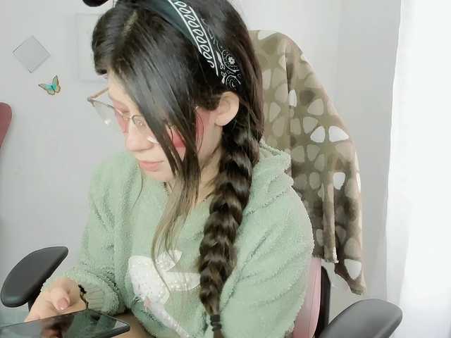 ZooeyBelair's BongaCams show and profile