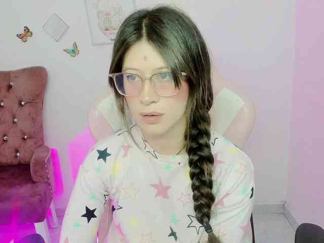 ZooeyBelair ZooeyBelair