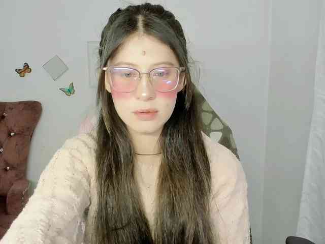 ZooeyBelair webcam