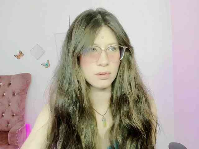 ZooeyBelair webcam